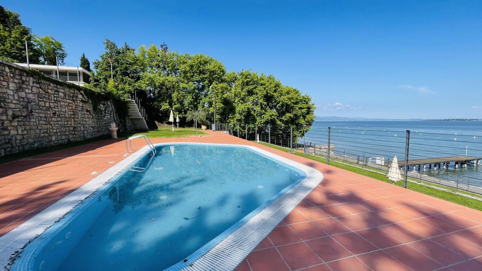 Casa Vacanze Blue Lake Padenghe sul Garda Exterior photo