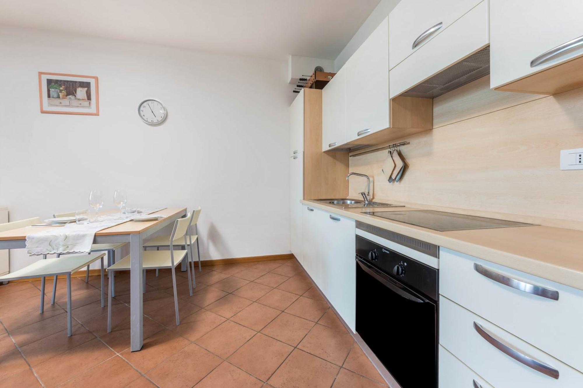 Casa Vacanze Blue Lake Padenghe sul Garda Exterior photo